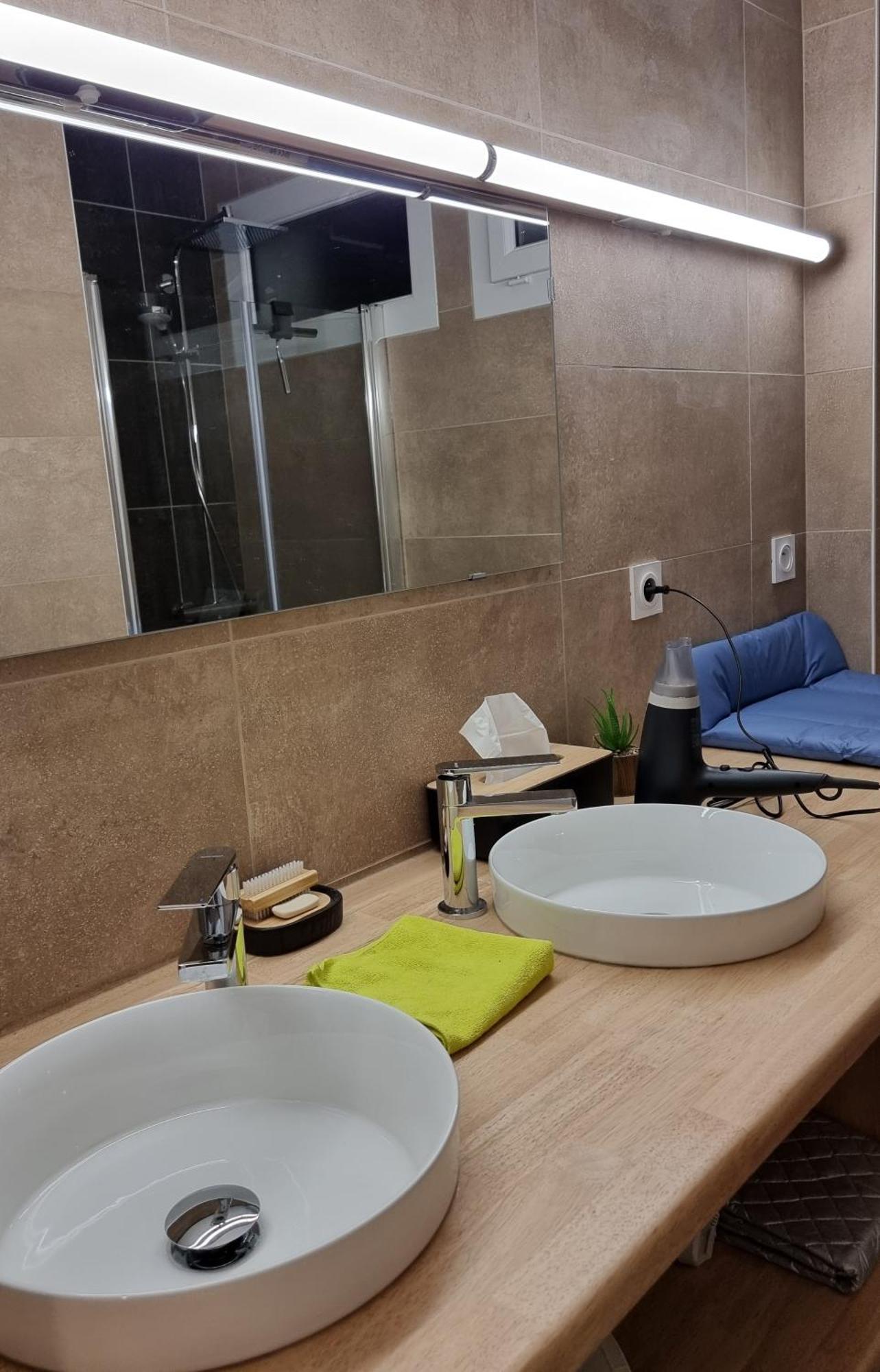 St Lary - 2 A 6 Pers - Place Du Telepherique, Plein Centre - Label 5 Diamants Appartement Saint-Lary-Soulan